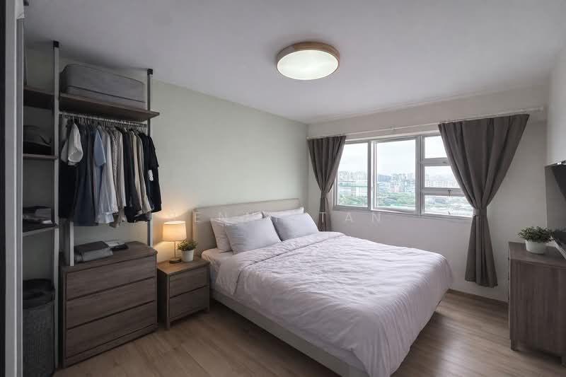 228A Ang Mo Kio Street 23 HDB Flat For Sale at S$ 1,250,000 | PropertyGuru Singapore - Bedroom