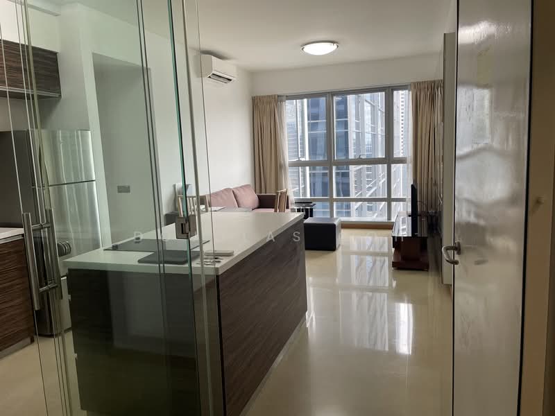 The Clift, 21 McCallum Street, 2 Bedrooms, 775 sqft, Apartment For Rent, by Douglas Goh, 500093472 - Living Room - PropertyGuru.com.sg