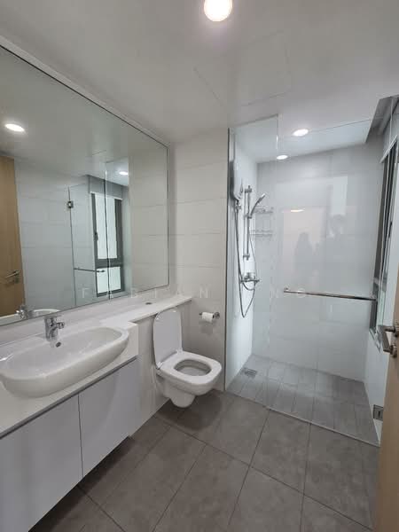 Ripple Bay, 10 Pasir Ris Link, 2 Bedrooms, 775 sqft, Condominium For Rent, by Fabian Ang, 500093479 - Bathroom - PropertyGuru.com.sg