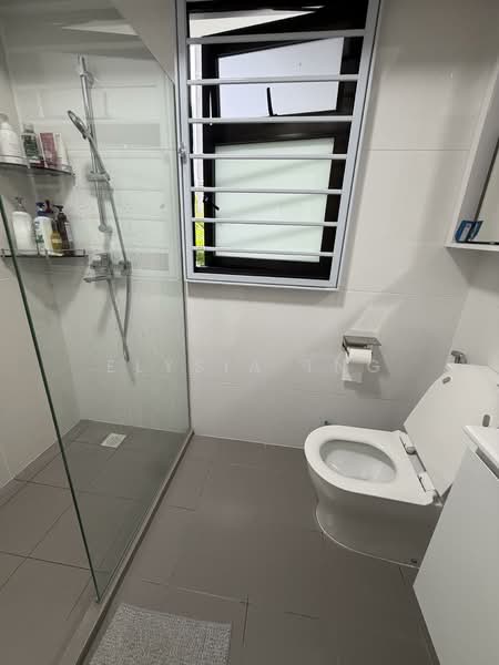 111B Alkaff Crescent, 111B Alkaff Crescent, 3 Bedrooms, 1,001 sqft, HDB Flat For Sale, by Elysia Tng, 500093490 - Master Bathroom - PropertyGuru.com.sg
