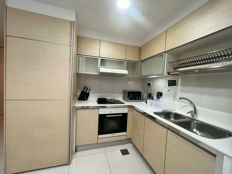 The Sail @ Marina Bay, 6 Marina Boulevard, Room Rental, 300 sqft, Condominium For Rent, by Alan Huy, 500093493 - Kitchen - PropertyGuru.com.sg
