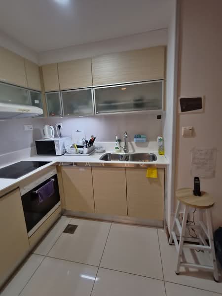 The Sail @ Marina Bay, 6 Marina Boulevard, Room Rental, 300 sqft, Condominium For Rent, by Alan Huy, 500093493 - Kitchen - PropertyGuru.com.sg