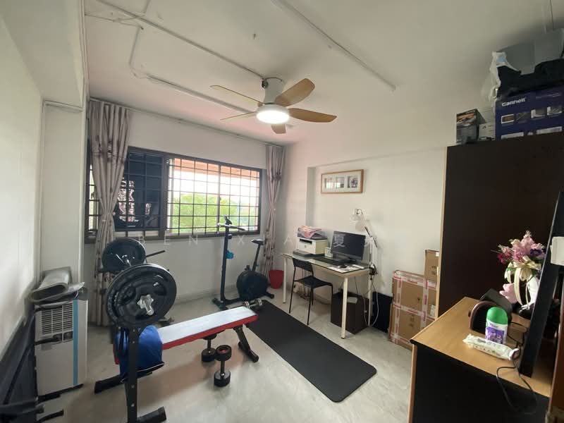 153 Yung Ho Road HDB Flat For Sale at S$ 560,000 | PropertyGuru Singapore - Study or Bedroom 2