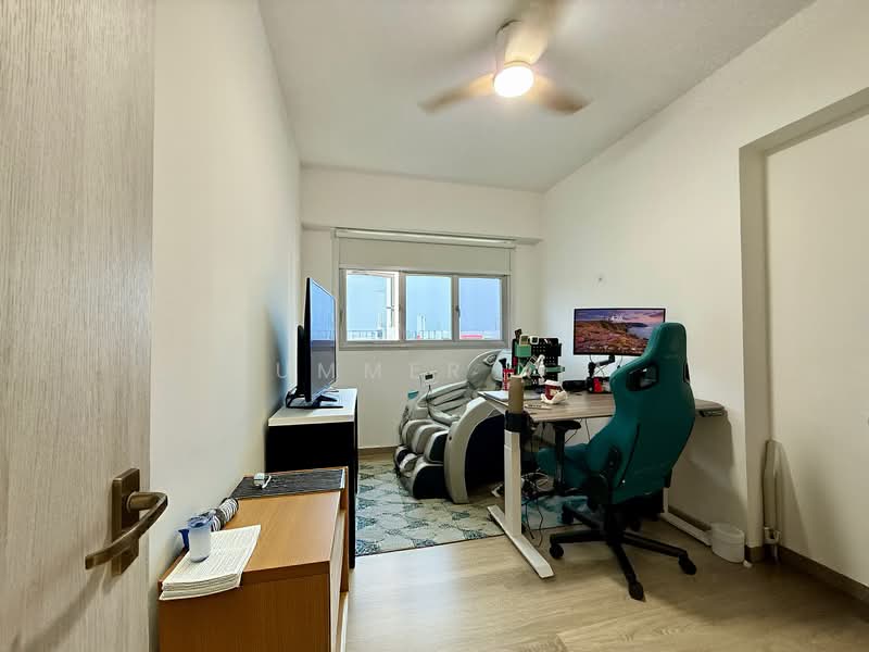 636B Senja Road HDB Flat For Sale at S$ 699,999 | PropertyGuru Singapore - Study