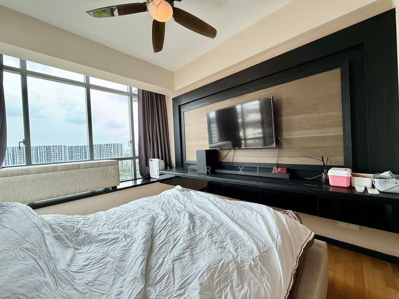 Oasis Garden Condominium For Sale at S$ 1,688,888 | PropertyGuru Singapore - Bedroom