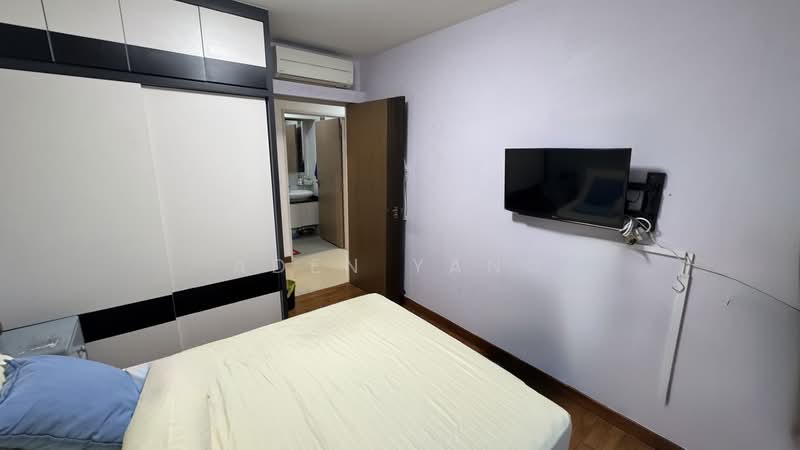 678B Punggol Drive HDB Flat For Sale at S$ 728,000 | PropertyGuru Singapore - Bedroom