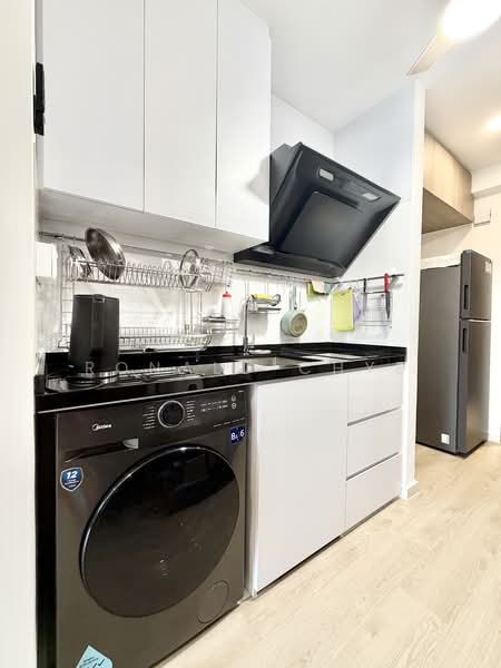 Sycamore Tree, 2 Fowlie Road, 2 Bedrooms, 420 sqft, Apartment For Rent, by Ronald Chye, 500093546 - Kitchen - PropertyGuru.com.sg