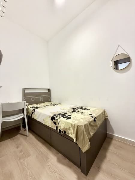 Sycamore Tree, 2 Fowlie Road, 2 Bedrooms, 420 sqft, Apartment For Rent, by Ronald Chye, 500093546 - Bedroom - PropertyGuru.com.sg