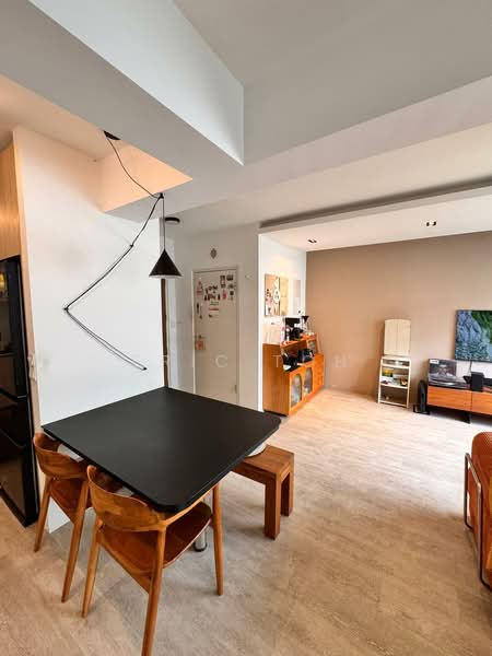 547B Bedok North Avenue 1 HDB Flat For Sale at S$ 655,000 | PropertyGuru Singapore - Dining Room