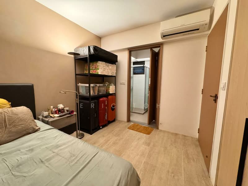 547B Bedok North Avenue 1 HDB Flat For Sale at S$ 655,000 | PropertyGuru Singapore - Master Bedroom