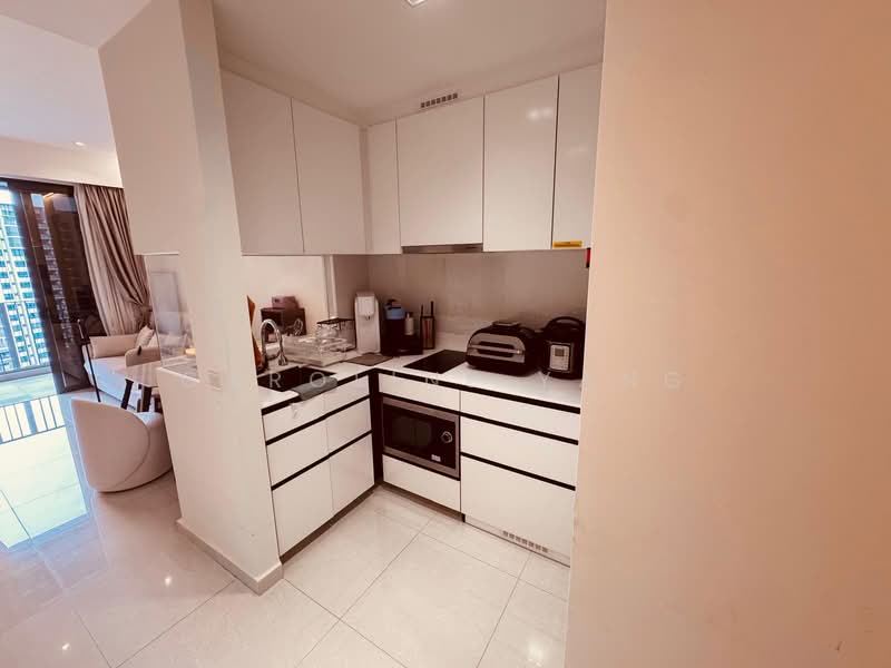 Parc Botannia Condominium For Sale at S$ 1,388,888 | PropertyGuru Singapore - Kitchen