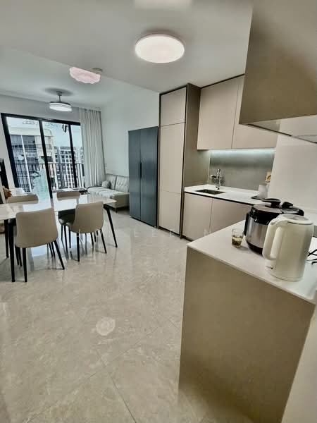 Sengkang Grand Residences, 76 Compassvale Bow, 2 Bedrooms, 764 sqft, Condominium For Rent, by Joelle Ng, 500093555 - Kitchen - PropertyGuru.com.sg