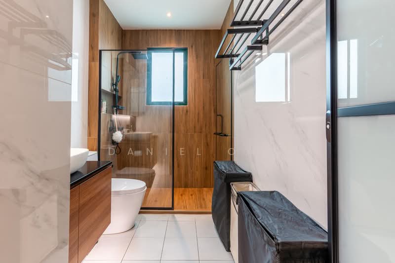 Sturdee View, 60 Sturdee Road North, 4 Bedrooms, 1,475 sqft, Condominium For Sale, by Daniel Ong, 500093560 - Bathroom - PropertyGuru.com.sg
