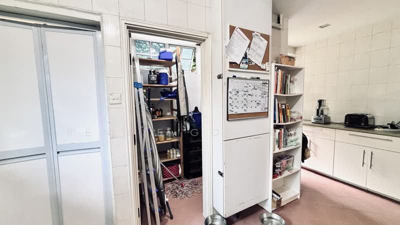 Sunset way, Sunset Way, 6 Bedrooms, 4,500 sqft, Detached House For Rent, by Rennie Goh 吴蕊玲, 500093562 - Kitchen - PropertyGuru.com.sg