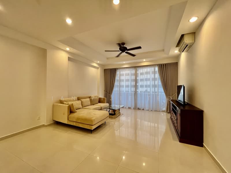 Bukit Regency, 11 Upper Bukit Timah View, 4 Bedrooms, 1,647 sqft, Condominium For Rent, by Ian Yijie Teo, 500093563 - Living Room - PropertyGuru.com.sg