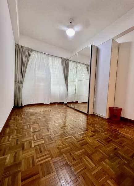 Bukit Regency, 11 Upper Bukit Timah View, 4 Bedrooms, 1,647 sqft, Condominium For Rent, by Ian Yijie Teo, 500093563 - Bedroom 3 ensuite bath - PropertyGuru.com.sg