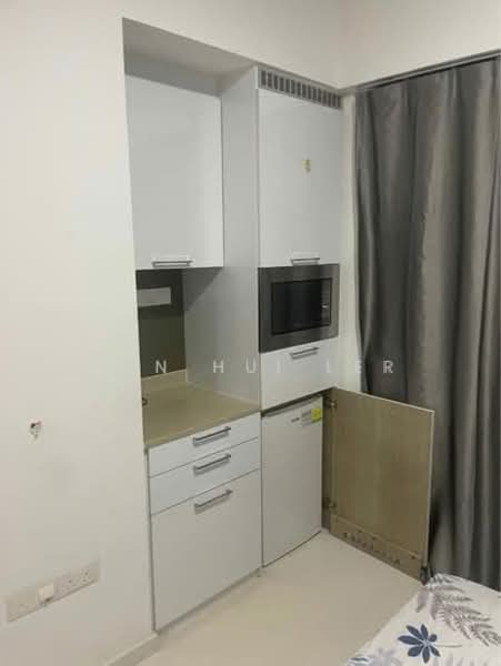 Trilive Condominium For Sale at S$ 1,160,000 | PropertyGuru Singapore - Kitchen