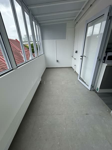 999k Setsngoon Road Singapore 328261, , 1 Bedroom, 350 sqft, Terraced House For Rent, by Iris Lee, 500093571 - Balcony - PropertyGuru.com.sg