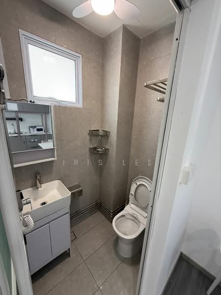 999K Serangoon Road, , 1 Bedroom, 258 sqft, Terraced House For Rent, by Iris Lee, 500093571 - Bathroom - PropertyGuru.com.sg
