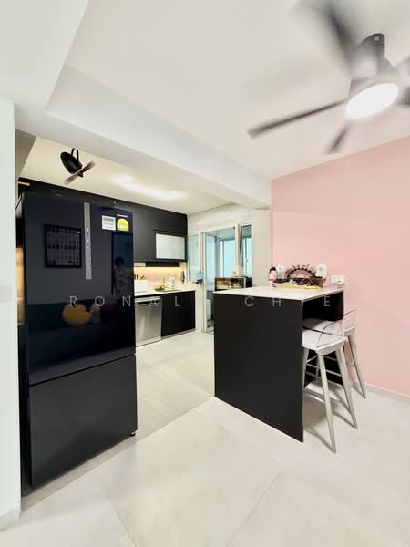 222A Mount Vernon Road, 222A Mount Vernon Road, 3 Bedrooms, 1,001 sqft, HDB Flat For Rent, by Ronald Chye, 500093573 - Kitchen - PropertyGuru.com.sg