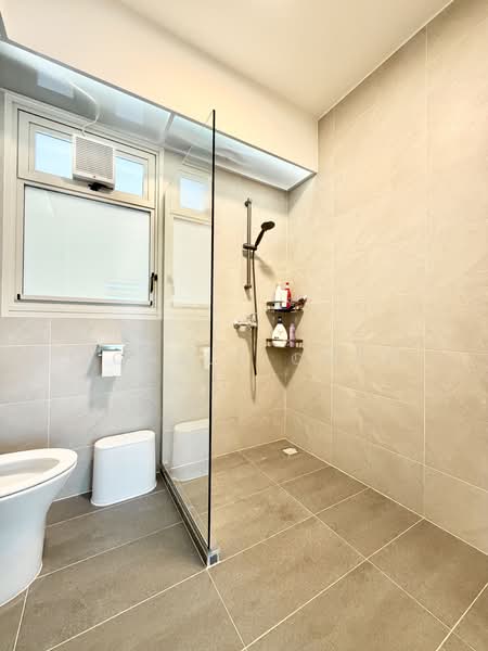 222A Mount Vernon Road, 222A Mount Vernon Road, 3 Bedrooms, 1,001 sqft, HDB Flat For Rent, by Ronald Chye, 500093573 - Bathroom - PropertyGuru.com.sg