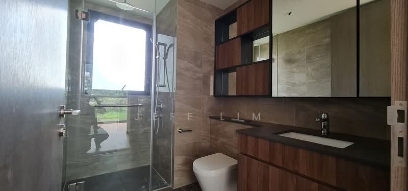 Kent Ridge Hill Residences Condominium For Sale at S$ 1,800,000 | PropertyGuru Singapore - Bathroom