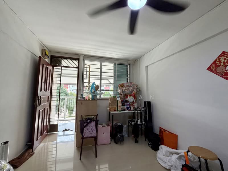492 Jurong West Street 41, 492 Jurong West Street 41, 1 Bedroom, 551 sqft, HDB Flat For Rent, by Jess Chan, 500093577 - Living Room - PropertyGuru.com.sg