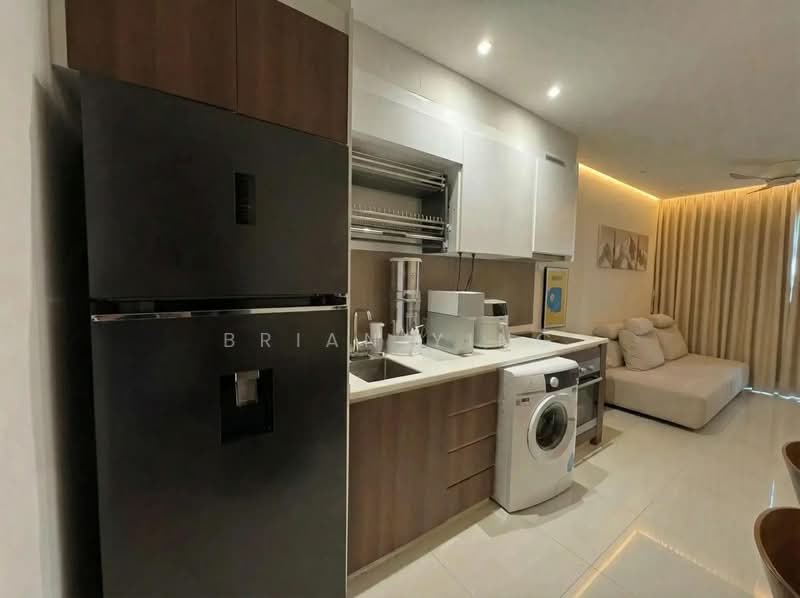 Treasure at Tampines Condominium For Sale at S$ 1,199,999 | PropertyGuru Singapore - Kitchen
