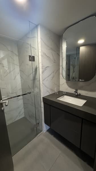 Avenue South Residence Condominium For Sale at S$ 2,288,000 | PropertyGuru Singapore - Bathroom