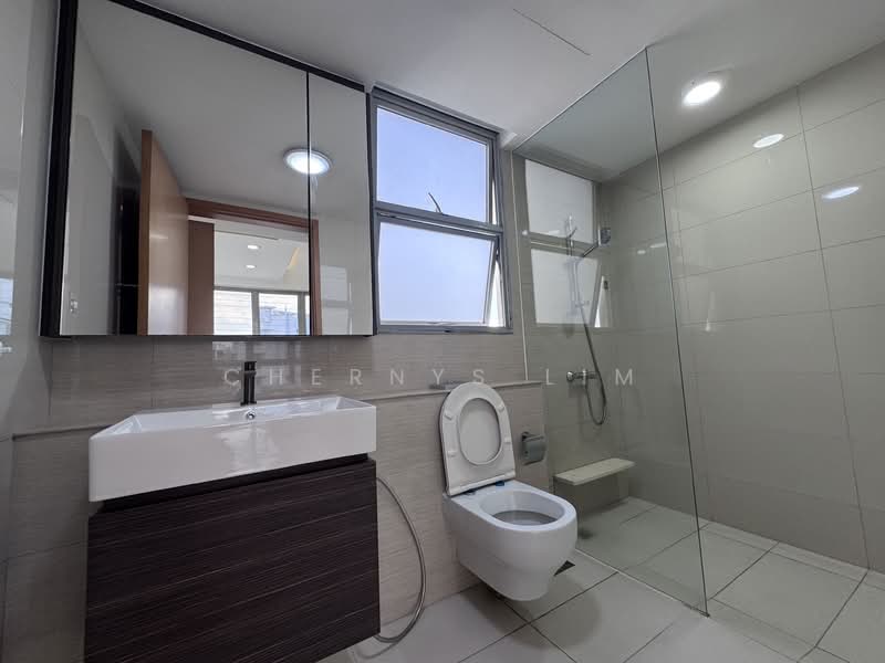 Prive, 33 Punggol Field, 2 Bedrooms, 818 sqft, Executive Condominium For Rent, by Chernys Lim, 500093584 - Bathroom - PropertyGuru.com.sg