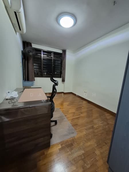 271B Jurong West Street 24, 271B Jurong West Street 24, 3 Bedrooms, 1,011 sqft, HDB Flat For Rent, by Daryl Koh, 500093588 - Study - PropertyGuru.com.sg