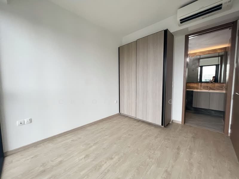 Whistler Grand Condominium For Sale at S$ 1,228,000 | PropertyGuru Singapore - Interior