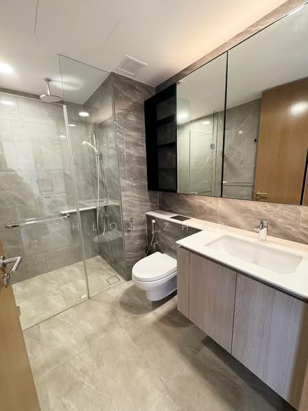 Whistler Grand Condominium For Sale at S$ 1,228,000 | PropertyGuru Singapore - Bathroom