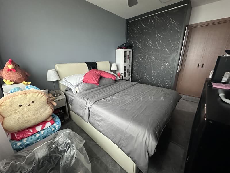 421B Northshore Drive HDB Flat For Sale at S$ 1,000,000 | PropertyGuru Singapore - Bedroom