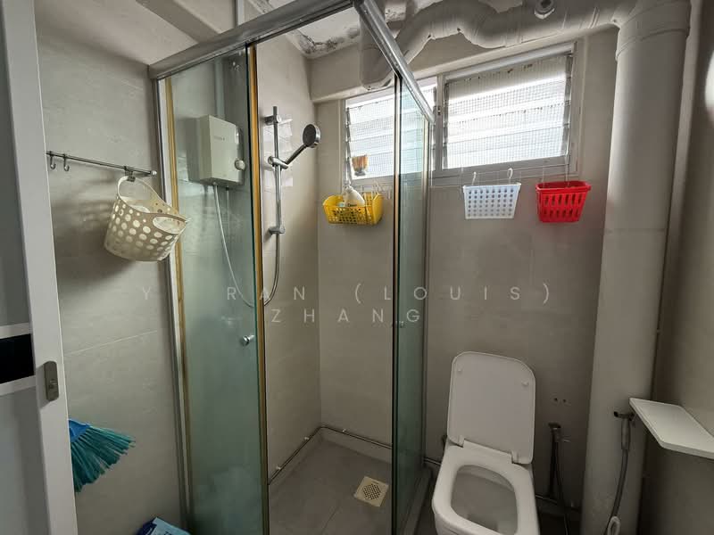 862A Tampines Street 83, 862A Tampines Street 83, Room Rental, 125 sqft, HDB Flat For Rent, by Yi Ran (Louis) Zhang, 500093602 - Bathroom - PropertyGuru.com.sg
