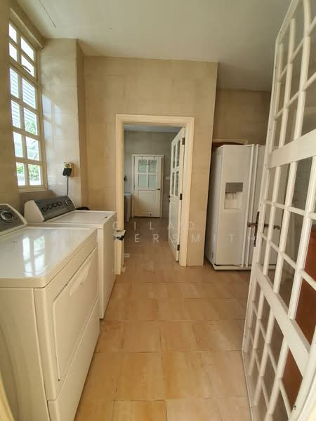 Woodgrove Estate, 18 Woodgrove Avenue, 6 Bedrooms, 6,674 sqft, Detached House For Rent, by Gilad Coppersmith, 500093606 - Interior - PropertyGuru.com.sg