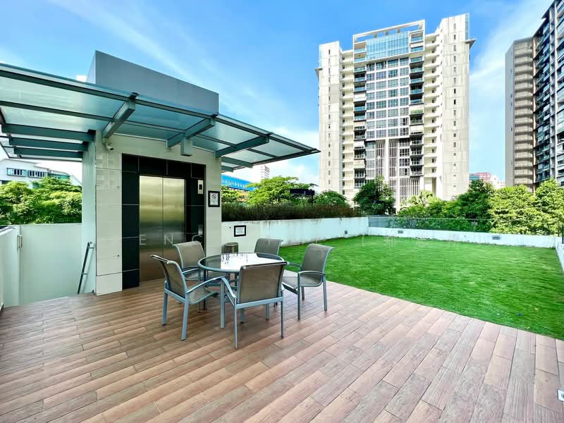 The Esta Condominium For Sale at S$ 4,000,000 | PropertyGuru Singapore - Exterior
