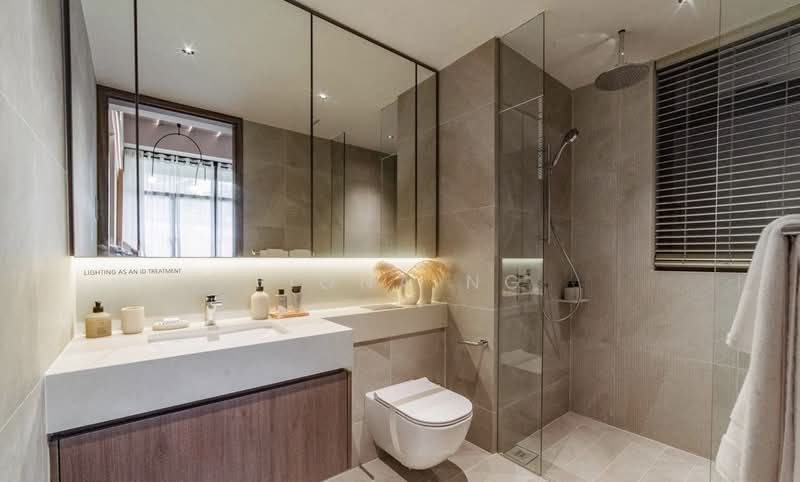 Cheap city fringe freehold minutes walk to MRT Condominium For Sale at S$ 2,399,000 | PropertyGuru Singapore - Bathroom
