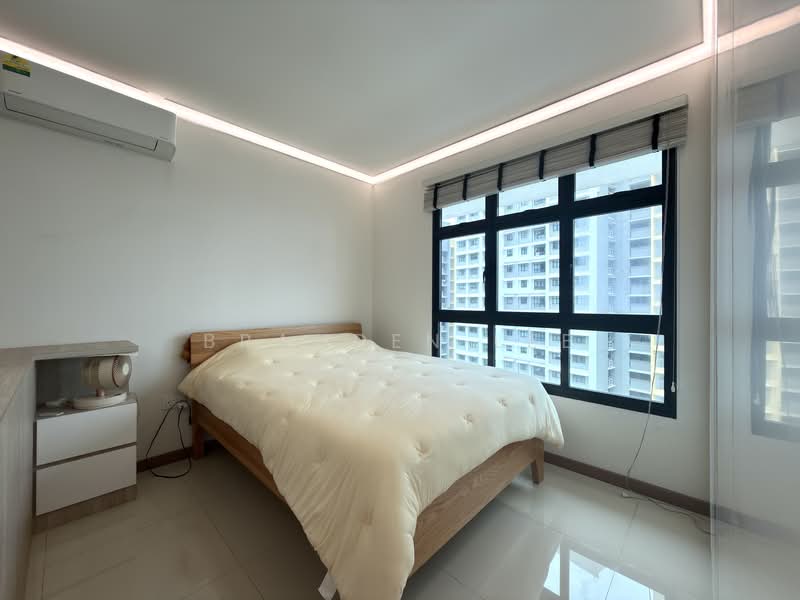 413C Northshore Drive HDB Flat For Sale at S$ 800,000 | PropertyGuru Singapore - Bedroom