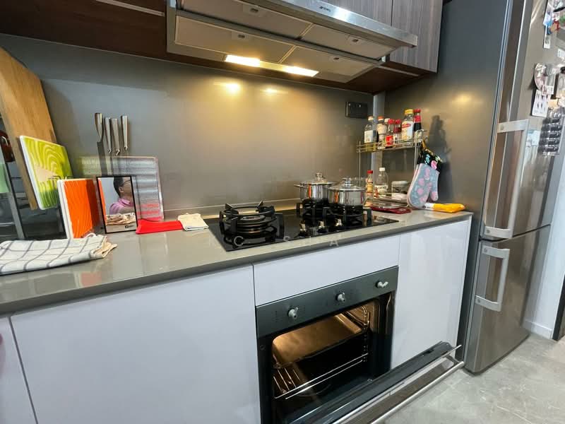 Artra, 10 Alexandra View, 3 Bedrooms, 1,410 sqft, Condominium For Rent, by KC Sia, 500093631 - Kitchen - PropertyGuru.com.sg