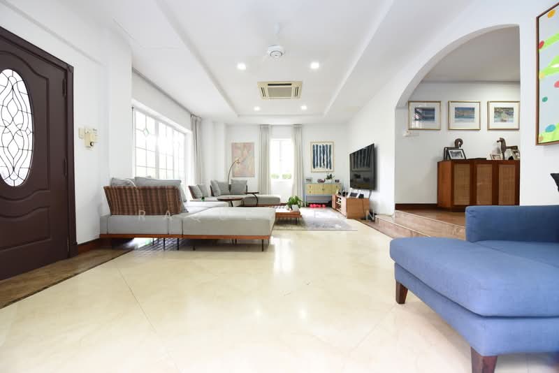 Gentle Villas, 55 Gentle Drive, 5 Bedrooms, 7,382 sqft, Semi-Detached House For Rent, by Raquel Fong, 500093634 - Living Room - PropertyGuru.com.sg