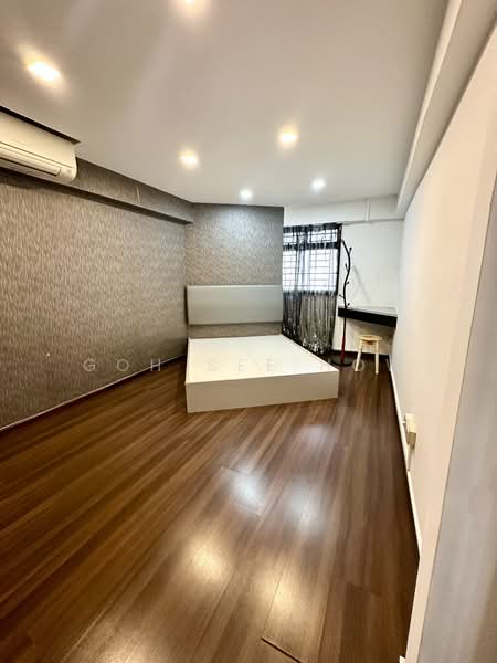 646 Ang Mo Kio Avenue 6 HDB Flat For Sale at S$ 488,000 | PropertyGuru Singapore - Bedroom