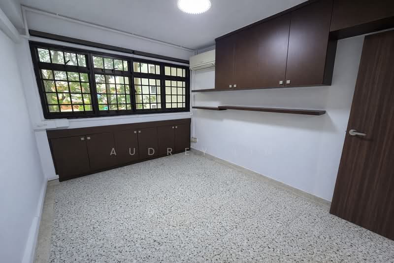 2 Queen's Road HDB Flat For Sale at S$ 698,000 | PropertyGuru Singapore - Interior