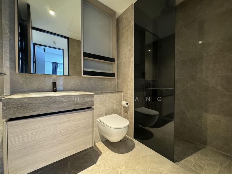 The Reef at King's Dock Condominium For Sale at S$ 2,100,000 | PropertyGuru Singapore - Bathroom