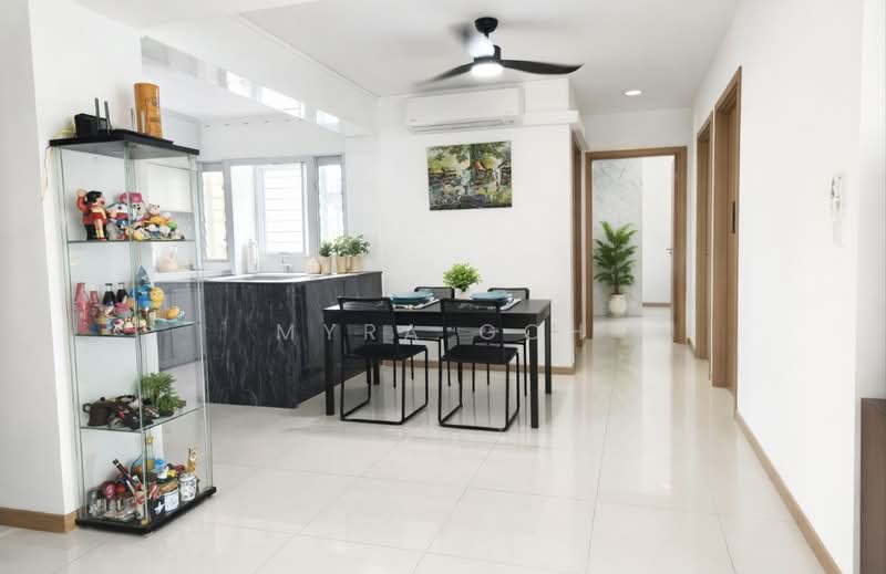 421B Northshore Drive HDB Flat For Sale at S$ 1,000,000 | PropertyGuru Singapore - Dining Room
