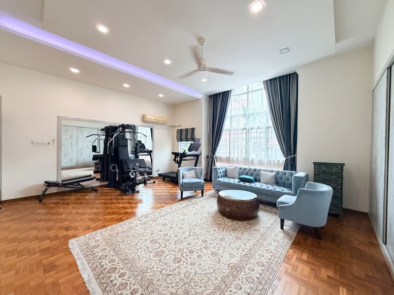 Beechwood Terrace Corner Terrace For Sale at S$ 3,500,000 | PropertyGuru Singapore - Family Area