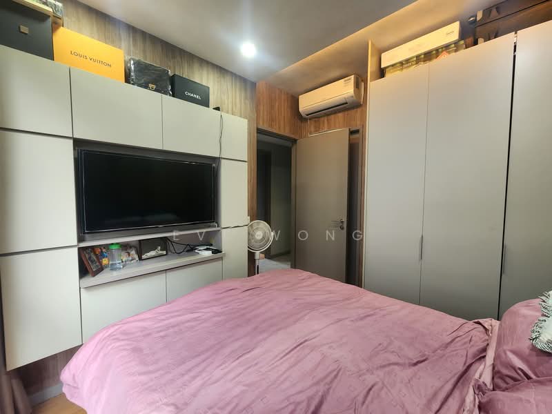 Riversails Condominium For Sale at S$ 1,850,000 | PropertyGuru Singapore - Bedroom