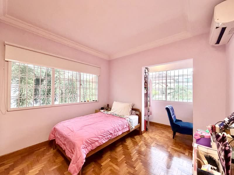 Gerald Park Semi-Detached House For Sale at S$ 6,180,000 | PropertyGuru Singapore - Bedroom