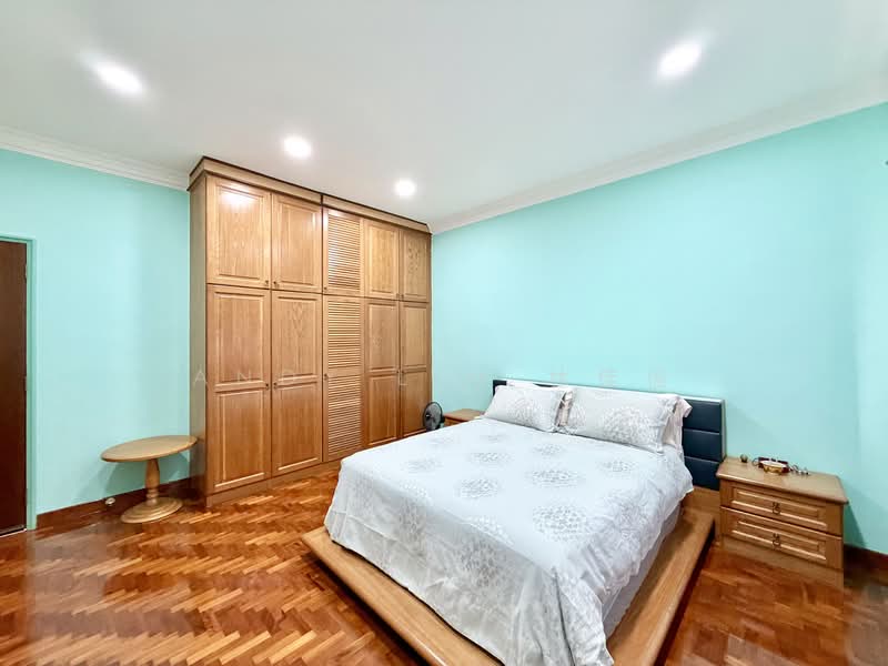 Gerald Park Semi-Detached House For Sale at S$ 6,180,000 | PropertyGuru Singapore - Bedroom