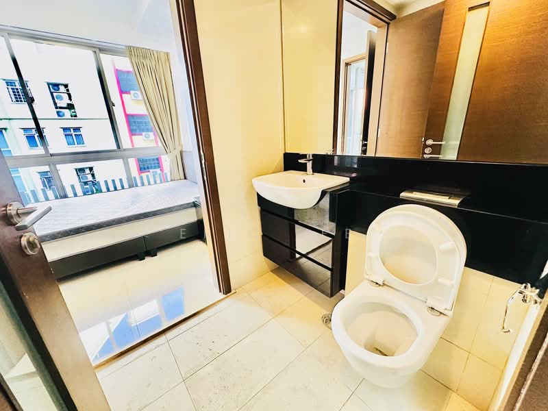Centra Residence, 8 Lorong 7 Geylang, 1 Bedroom, 560 sqft, Condominium For Rent, by Eric See, 500093729 - Bathroom - PropertyGuru.com.sg